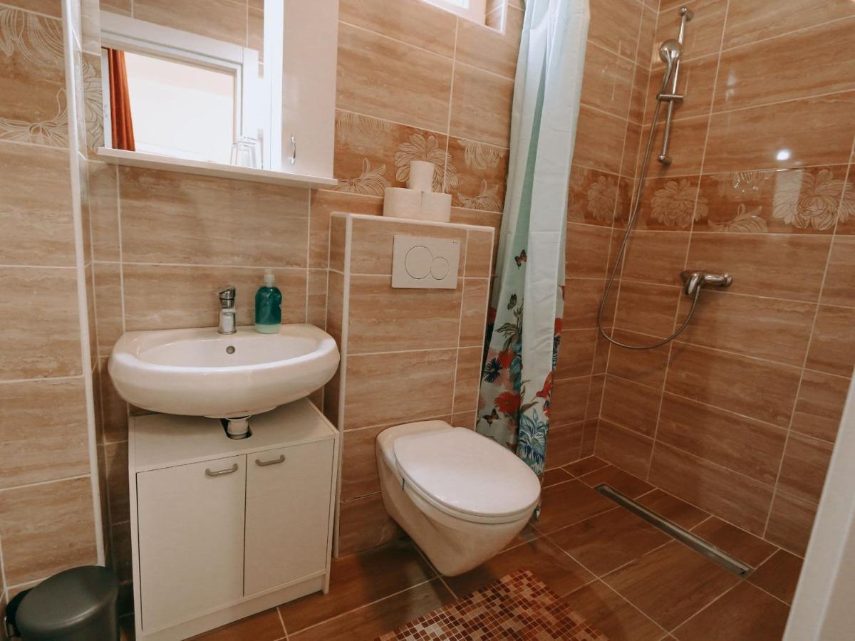 Vila Evropa Apartment ซอมโบร์ ภายนอก รูปภาพ
