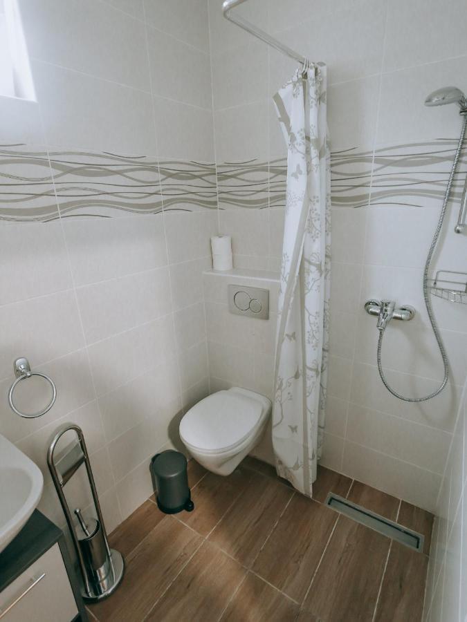 Vila Evropa Apartment ซอมโบร์ ภายนอก รูปภาพ
