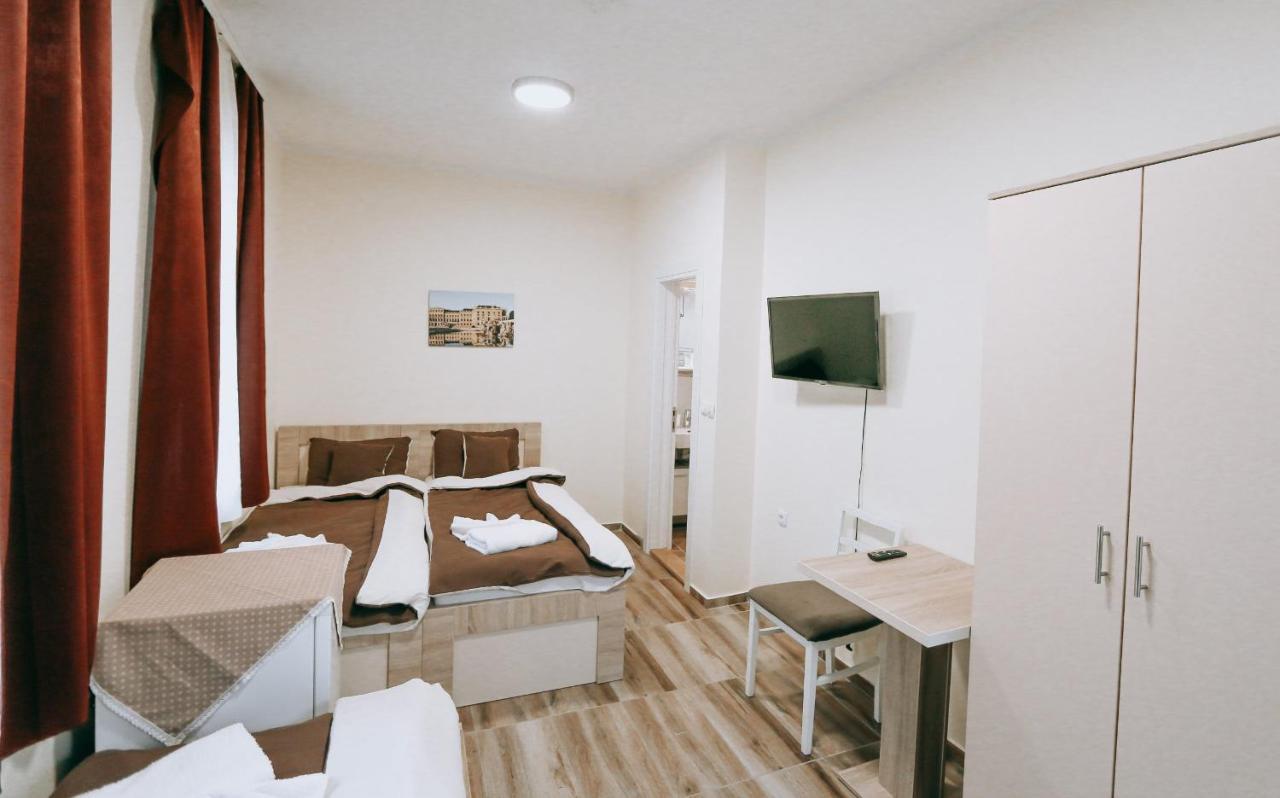 Vila Evropa Apartment ซอมโบร์ ภายนอก รูปภาพ