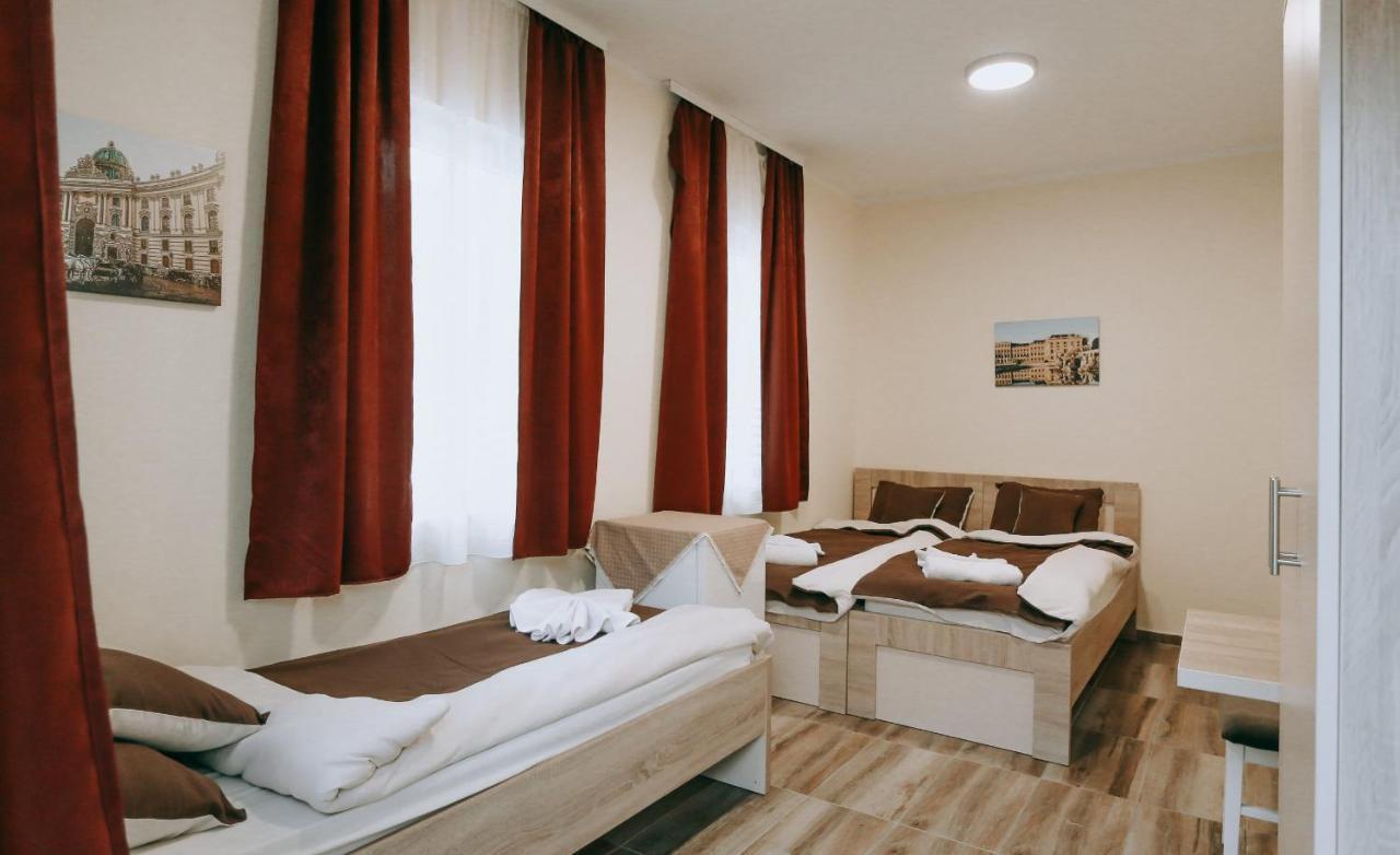 Vila Evropa Apartment ซอมโบร์ ภายนอก รูปภาพ
