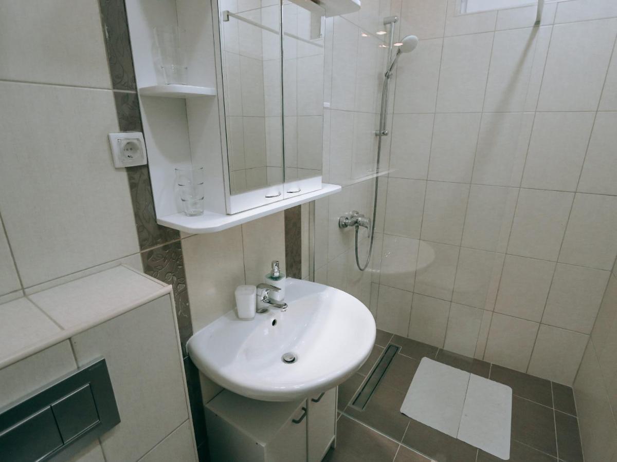 Vila Evropa Apartment ซอมโบร์ ภายนอก รูปภาพ