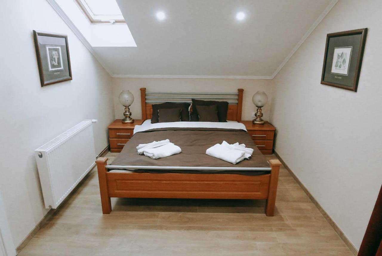 Vila Evropa Apartment ซอมโบร์ ภายนอก รูปภาพ