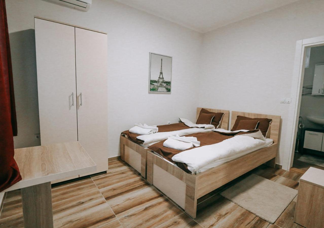 Vila Evropa Apartment ซอมโบร์ ภายนอก รูปภาพ